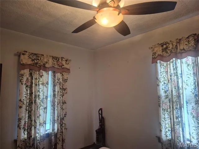 $129,900 | 3019 Mockingbird Lane, Granite City, IL 62040