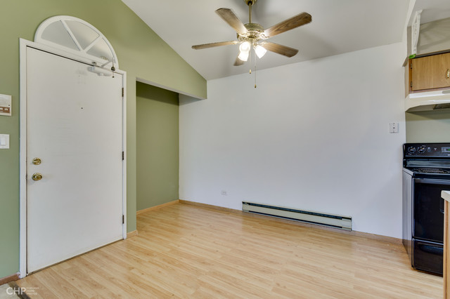 615 South Virginia Road, Unit 303 Crystal Lake, IL 60014 - Photo 6 of 15