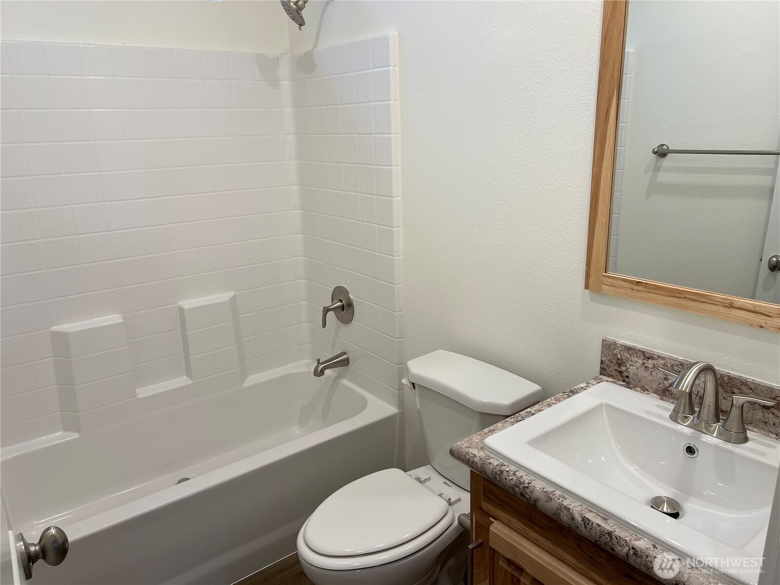 24919 Hoehn Road, Unit 42 Sedro-Woolley, WA 98284 - Photo 15 of 17