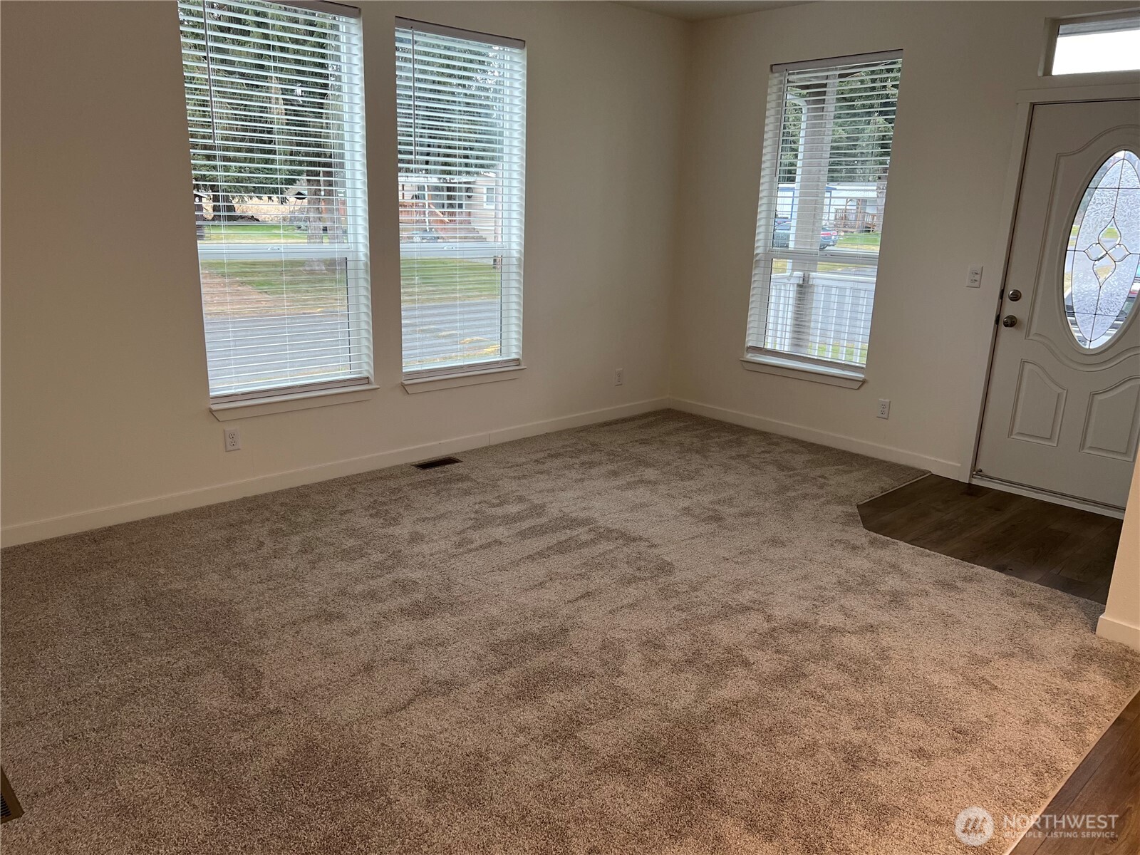 24919 Hoehn Road, Unit 42 Sedro-Woolley, WA 98284 - Photo 5 of 17