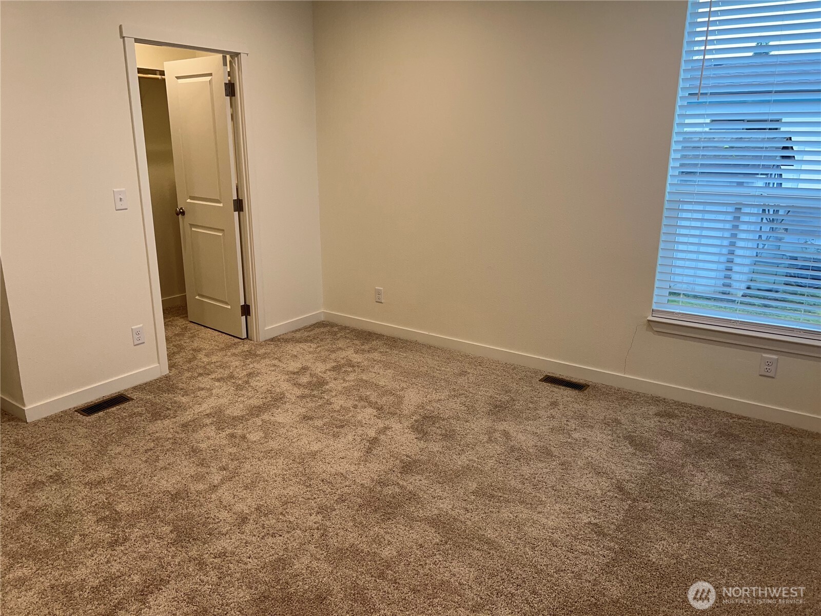 24919 Hoehn Road, Unit 42 Sedro-Woolley, WA 98284 - Photo 8 of 17