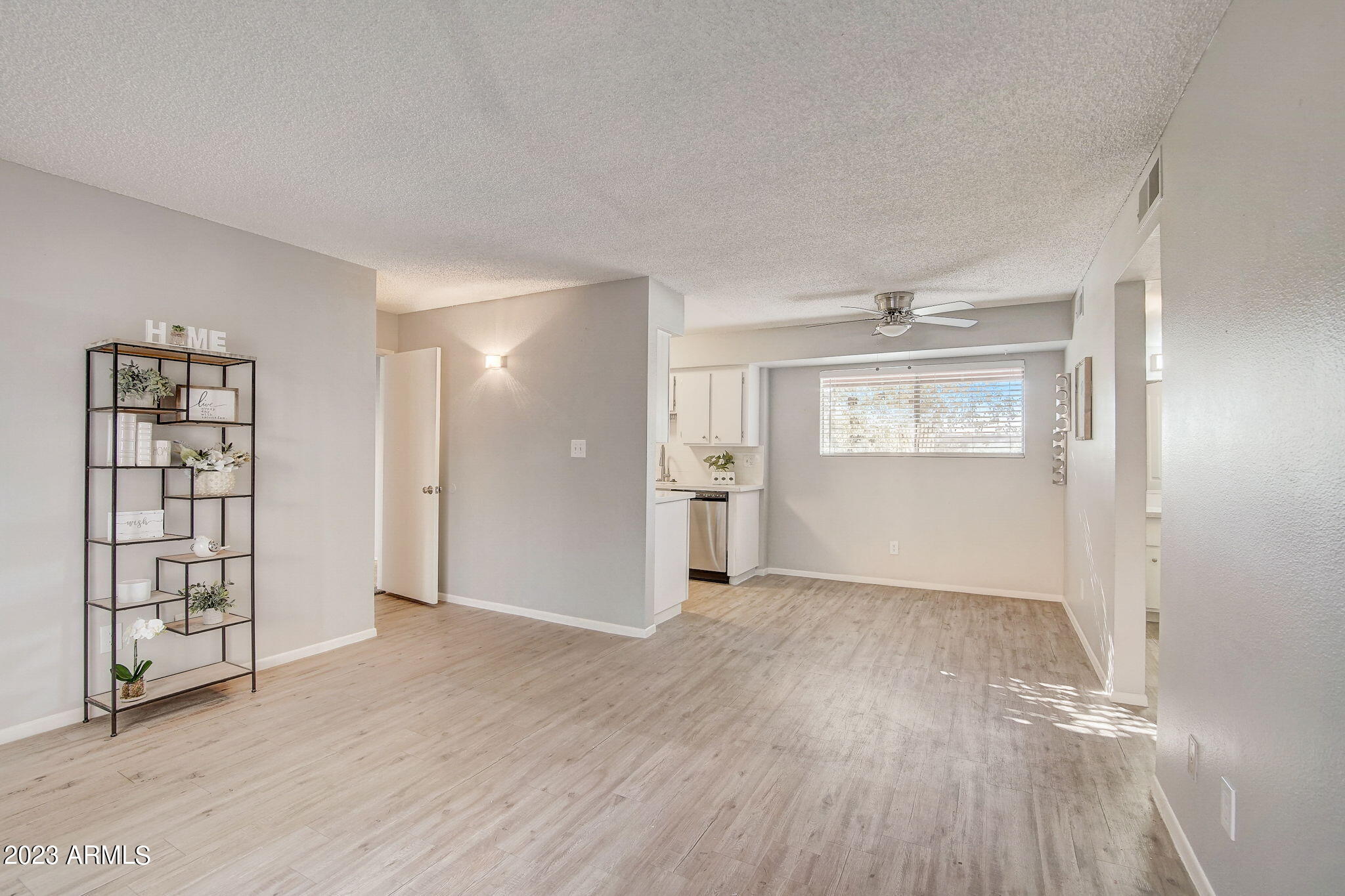 2625 East Indian School Road, Unit 235 Phoenix, AZ 85016 - Photo 13 of 47 Great Room