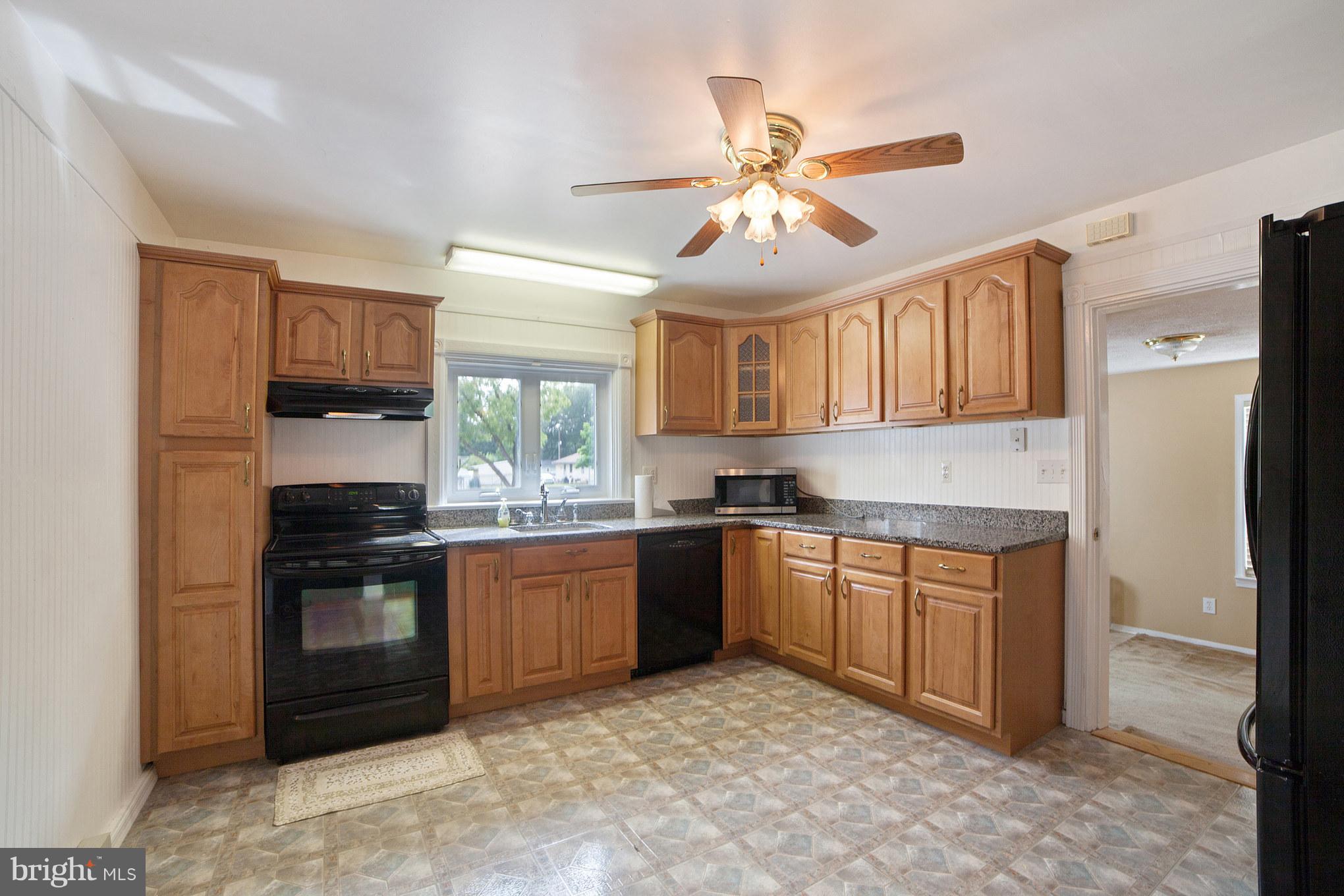 415 Dominion Road Chester, MD 21619 - Photo 20 of 27 Kitchen