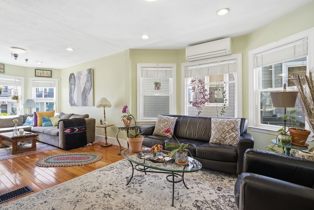 11 Asticou Road, Unit 11 Boston, MA 02130 - Photo 3 of 17