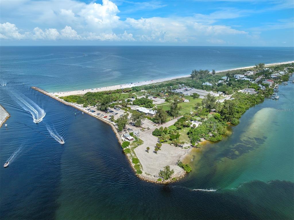 325 Palmetto Road West Nokomis, FL 34275 - Photo 37 of 58