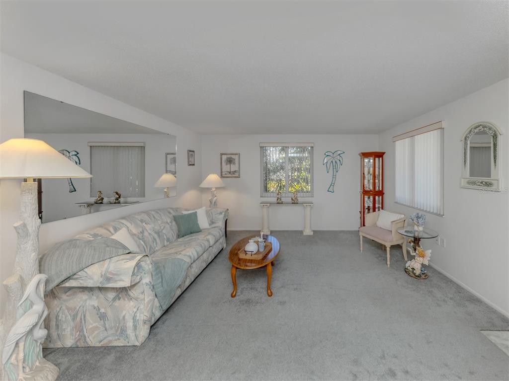 325 Palmetto Road West Nokomis, FL 34275 - Photo 8 of 58