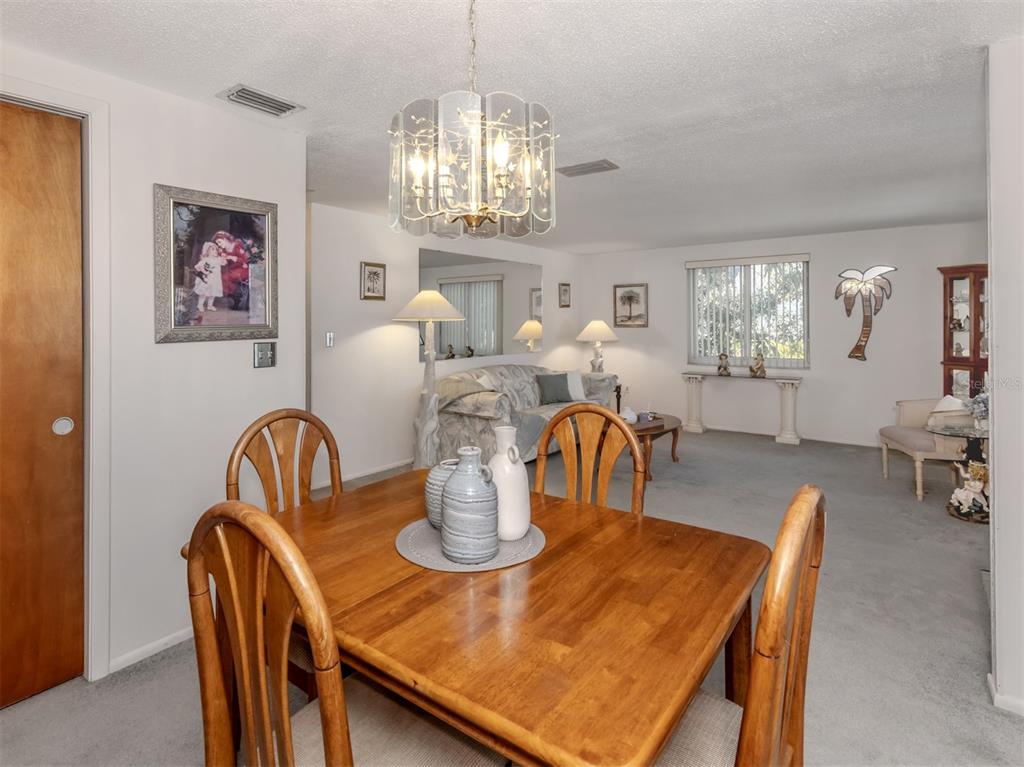 325 Palmetto Road West Nokomis, FL 34275 - Photo 10 of 58