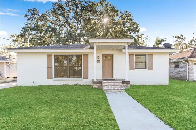 $2,050 | 111 Kenneth Drive, Belle Chasse, LA 70037