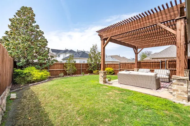 $900,000 | 2220 Emerson Lane, Carrollton, TX 75010