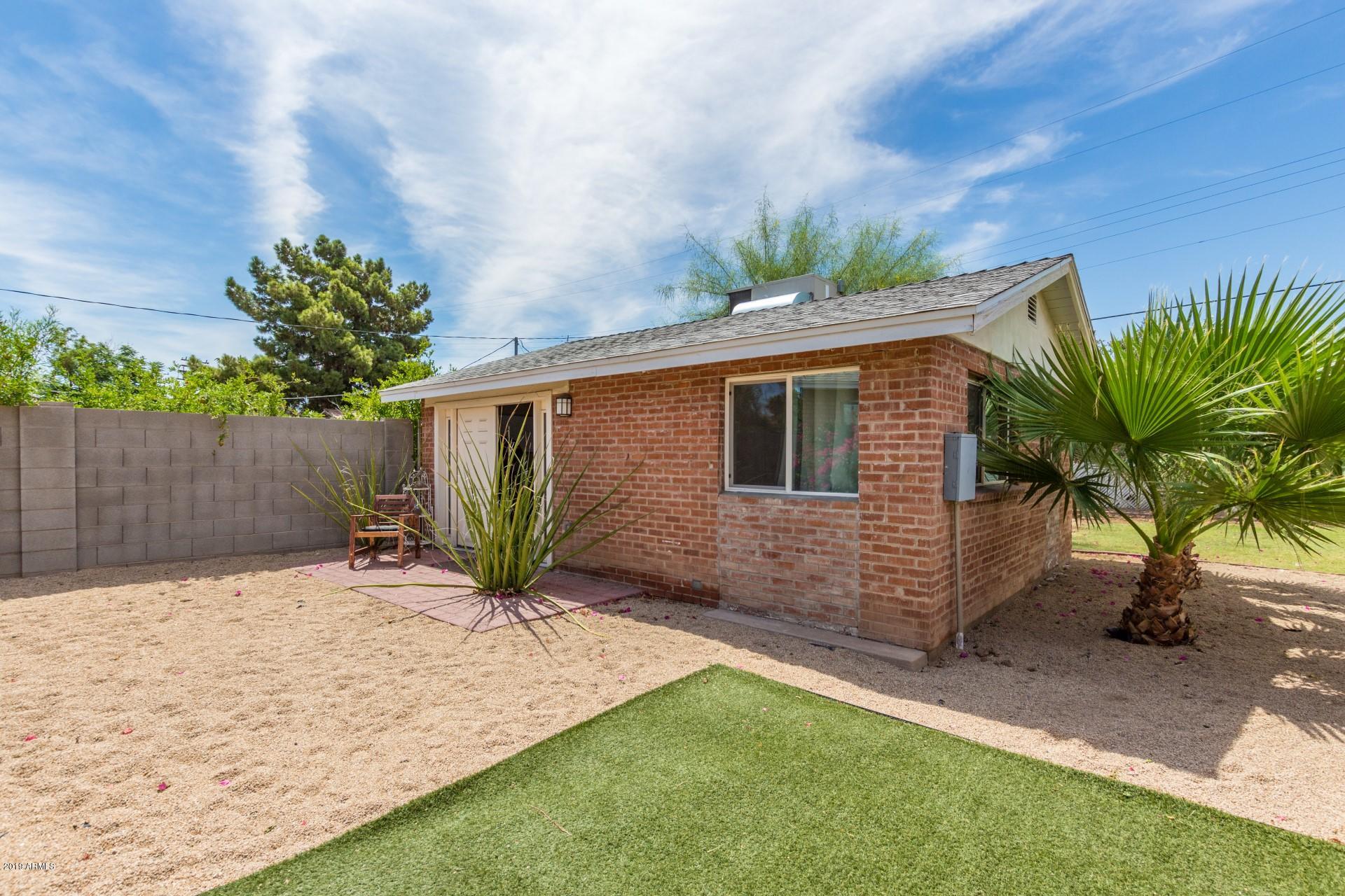1915 West Granada Road Phoenix, AZ 85009 - Photo 15 of 21 Guest House