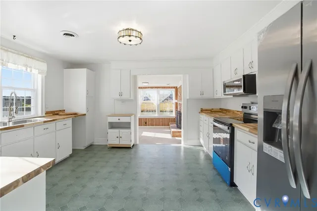 $319,900 | 9102 Boydton Plank Road, Petersburg, VA 23803