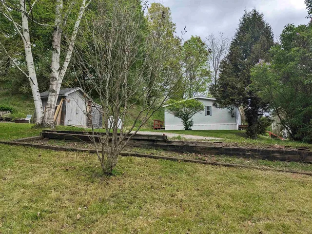 $199,000 | 238-266 South Main Street, Danby, VT 05739