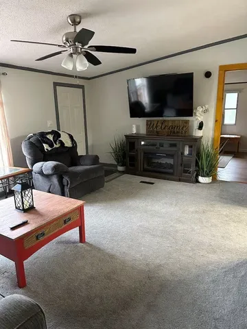 $199,000 | 238-266 South Main Street, Danby, VT 05739