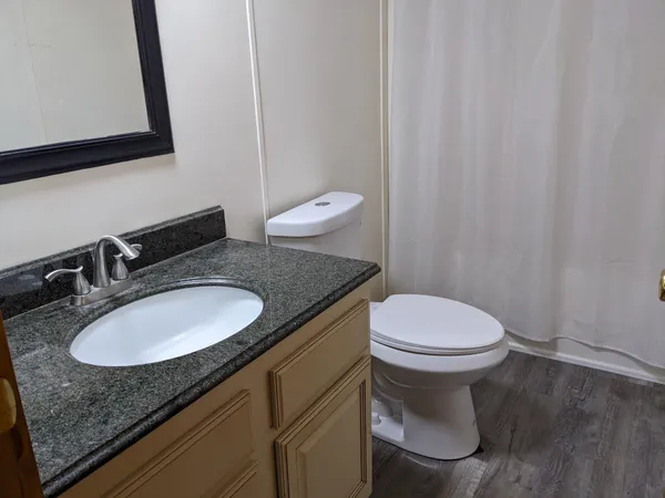 $189,000 | 238-266 South Main Street, Danby, VT 05739