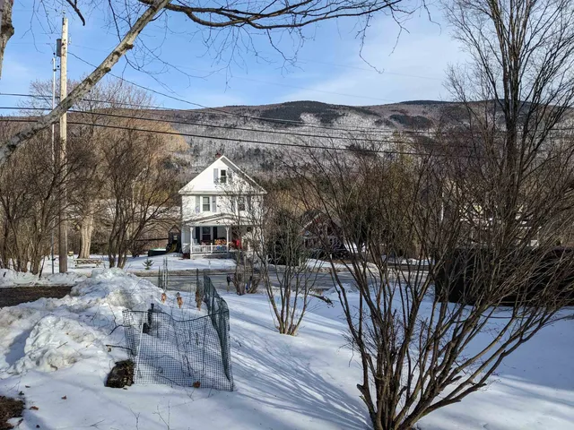 $199,000 | 238-266 South Main Street, Danby, VT 05739