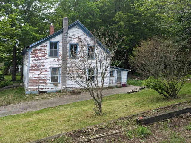 $199,000 | 238-266 South Main Street, Danby, VT 05739