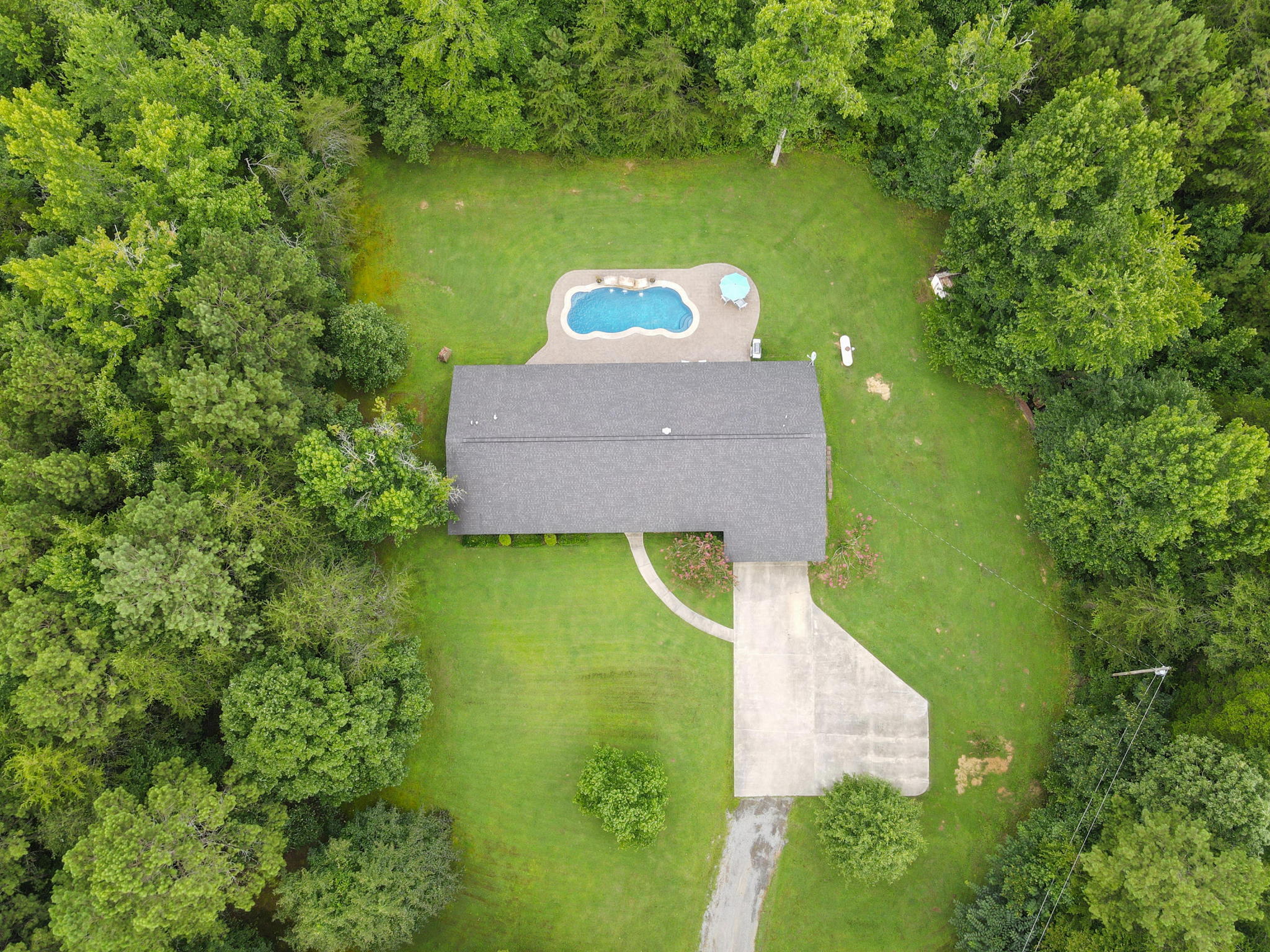 5597 North Nopone Valley Road Decatur, TN 37322 - Photo 3 of 43 36-web-or-mls-S No Pone Rd Final- Britta