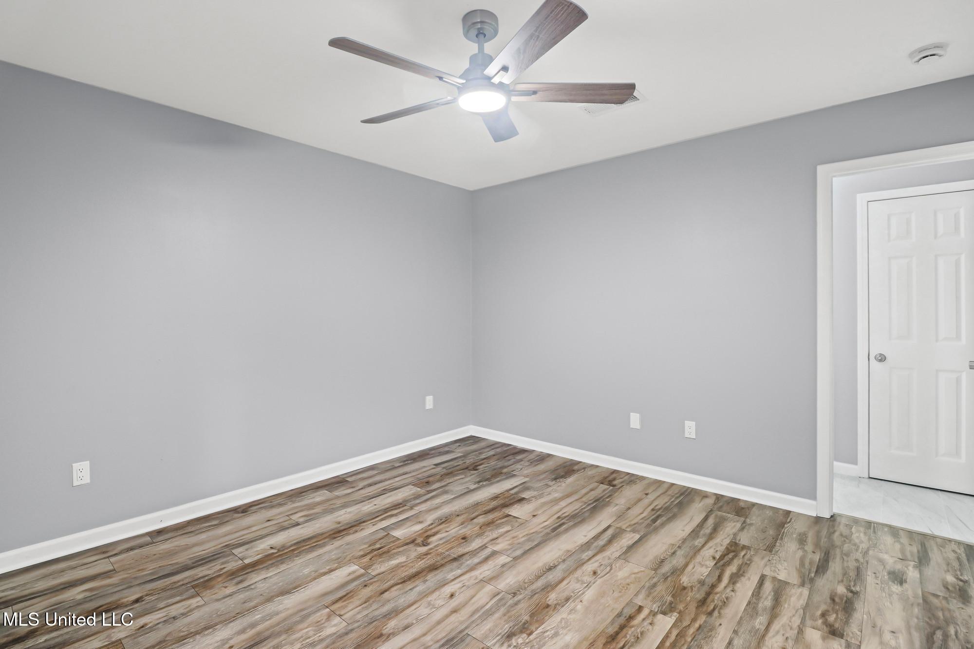 398 Nelson Road Biloxi, MS 39531 - Photo 16 of 20 IMG_3512_web