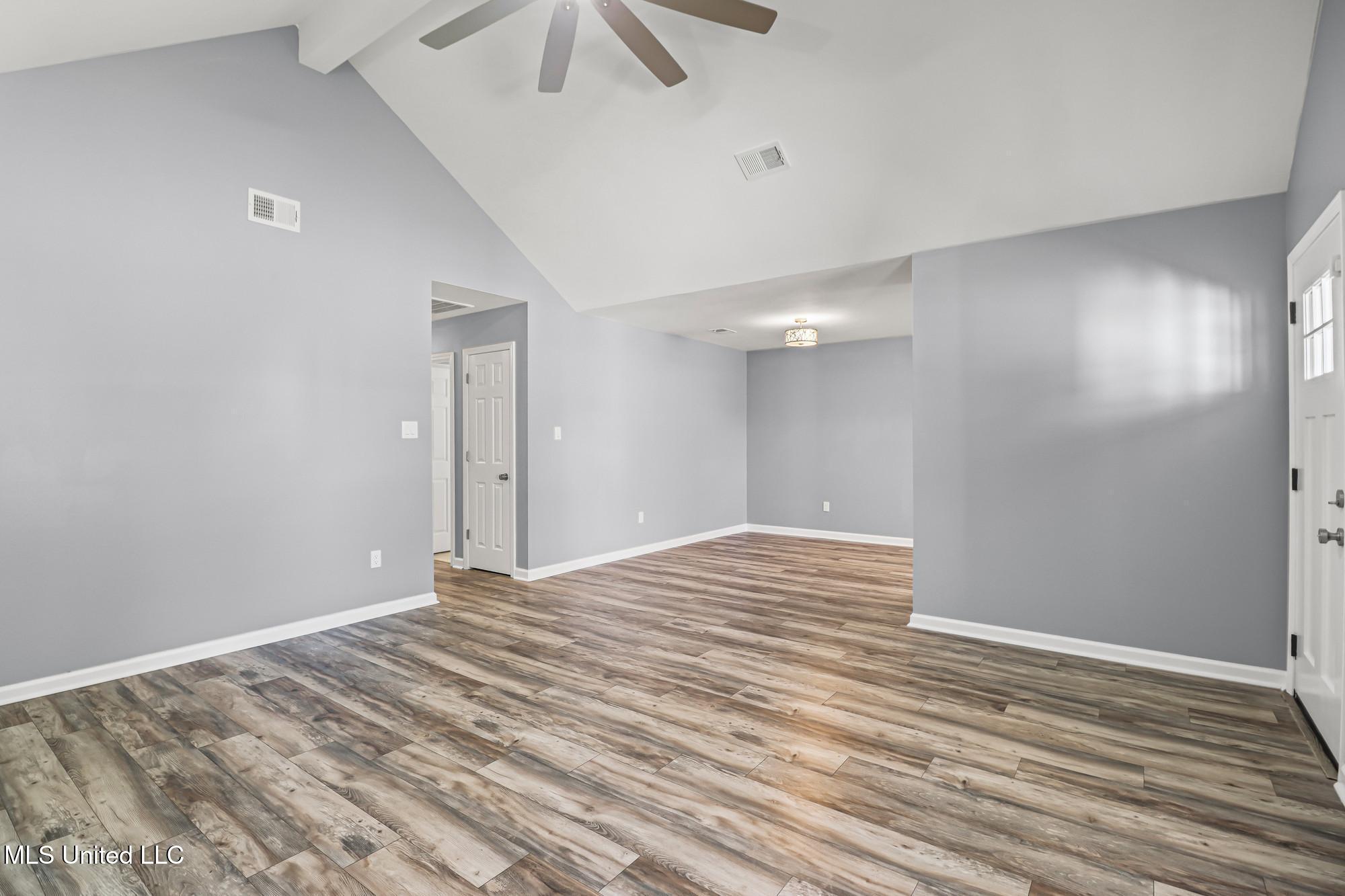 398 Nelson Road Biloxi, MS 39531 - Photo 4 of 20 IMG_3476_web