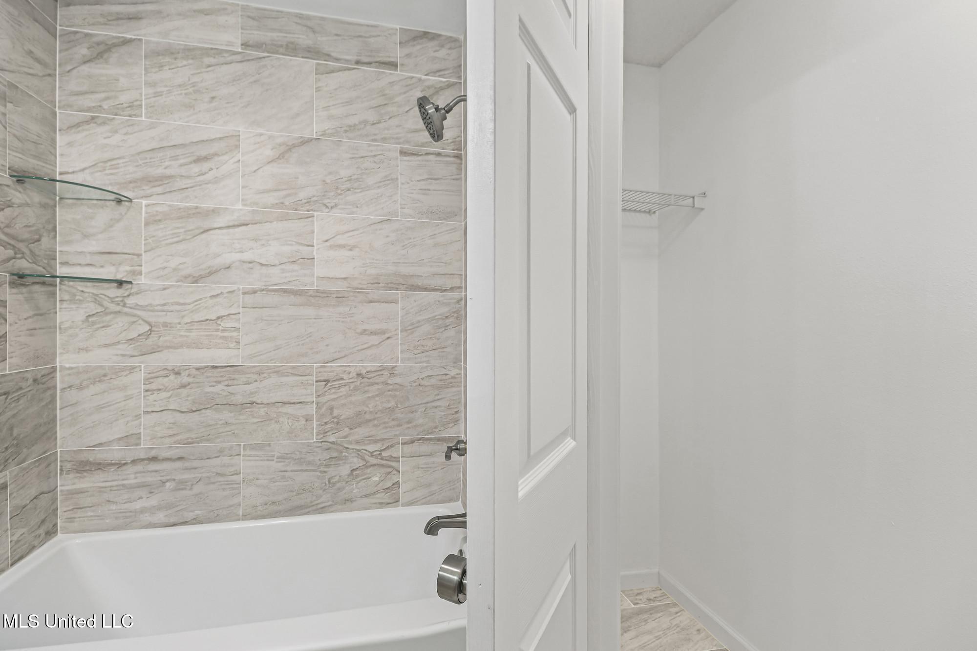 398 Nelson Road Biloxi, MS 39531 - Photo 10 of 20 IMG_3494_web