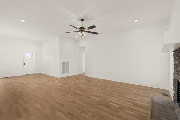5558 Borthick Road Springfield, TN 37172 - Photo 11 of 43 a view of an empty room with a ceiling fan