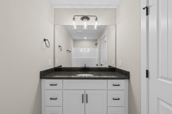 5558 Borthick Road Springfield, TN 37172 - Photo 33 of 43 a kitchen with a sink and a mirror