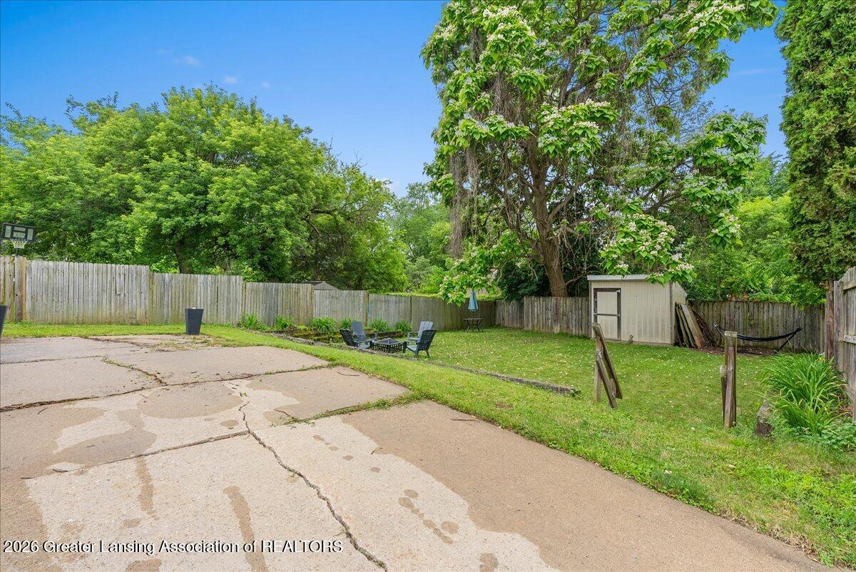 3343 Turner Road Lansing, MI 48906 - Photo 5 of 39