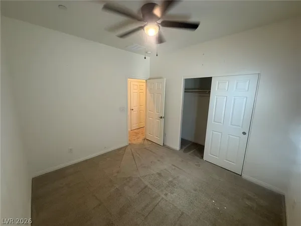 $2,150 | 849 East Sunset Road, Henderson, NV 89011