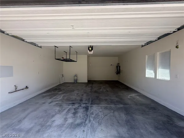 $2,150 | 849 East Sunset Road, Henderson, NV 89011