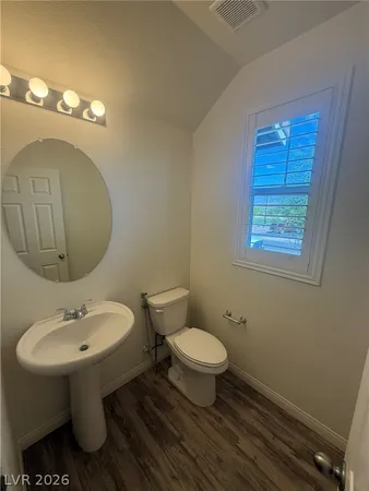 $2,150 | 849 East Sunset Road, Henderson, NV 89011