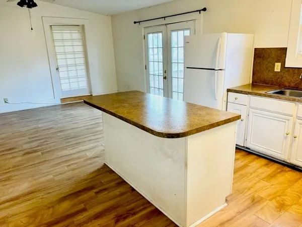 $2,100 | Undisclosed Address, Austin, TX 78733