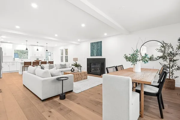 $2,350,000 | 6 Intervale Road, Wellesley, MA 02481