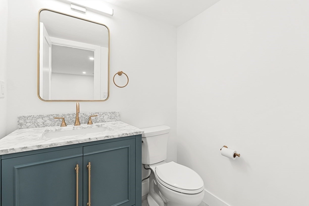 6 Intervale Road Wellesley, MA 02481 - Photo 15 of 32