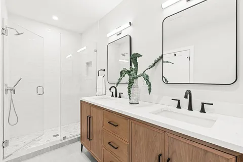 $2,350,000 | 6 Intervale Road, Wellesley, MA 02481