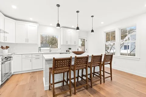 $2,350,000 | 6 Intervale Road, Wellesley, MA 02481