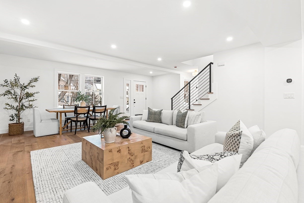 6 Intervale Road Wellesley, MA 02481 - Photo 10 of 32