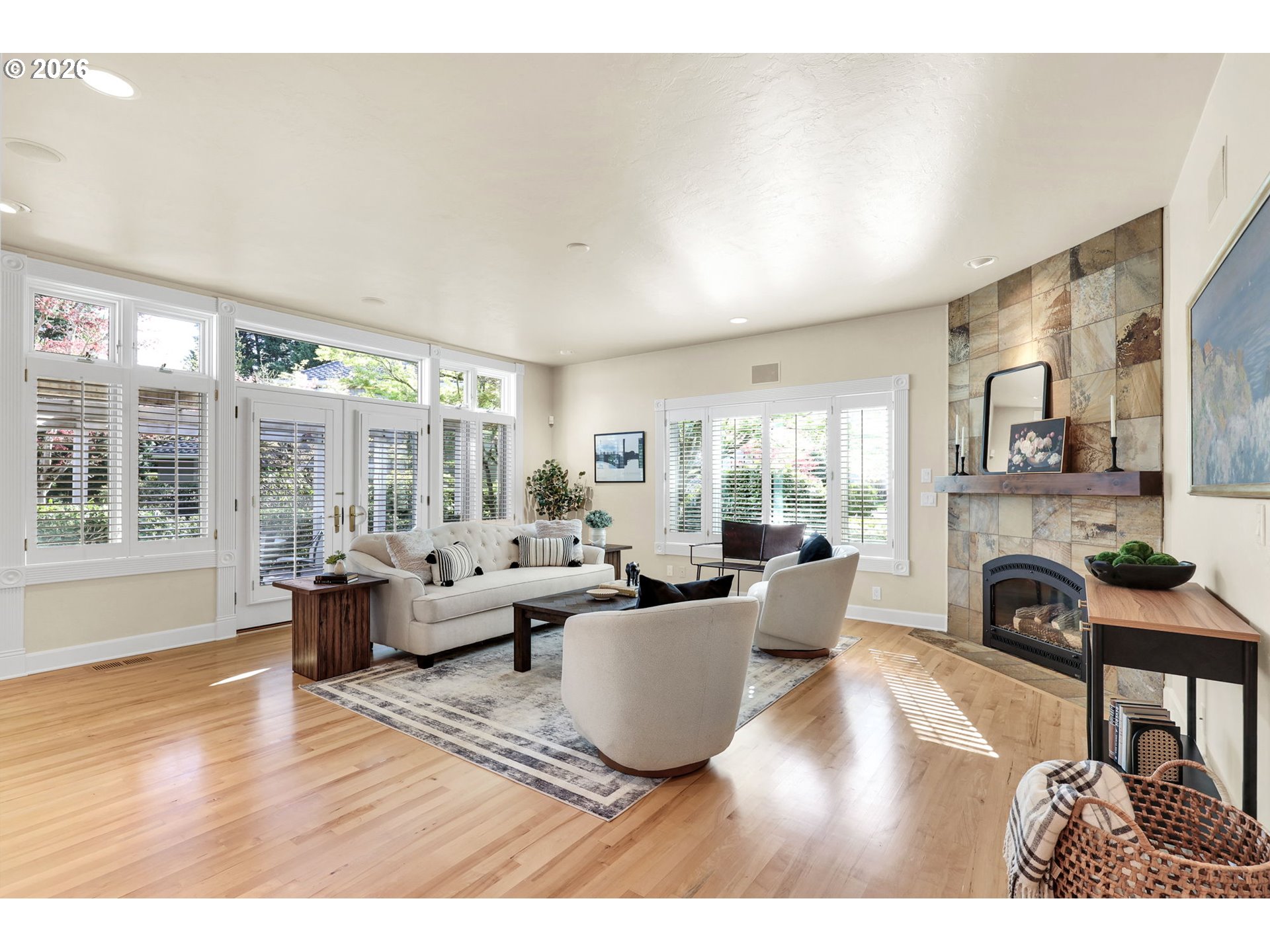 2899 Riverwalk Loop Eugene, OR 97401 - Photo 11 of 48