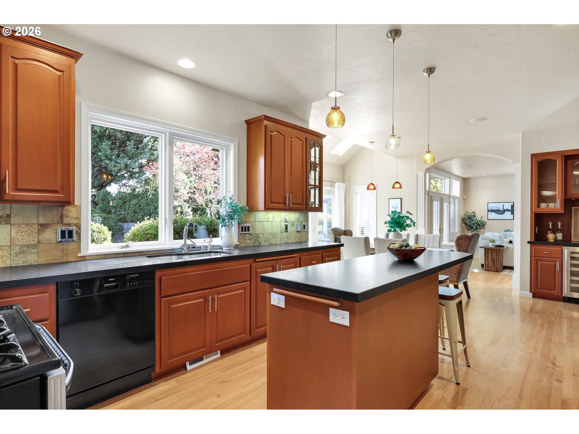 2899 Riverwalk Loop Eugene, OR 97401 - Photo 5 of 48