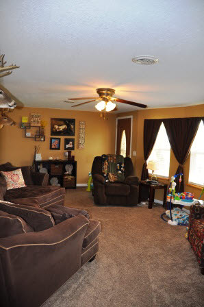 1825 South Mackinaw Road Kawkawlin, MI 48631 - Photo 3 of 16