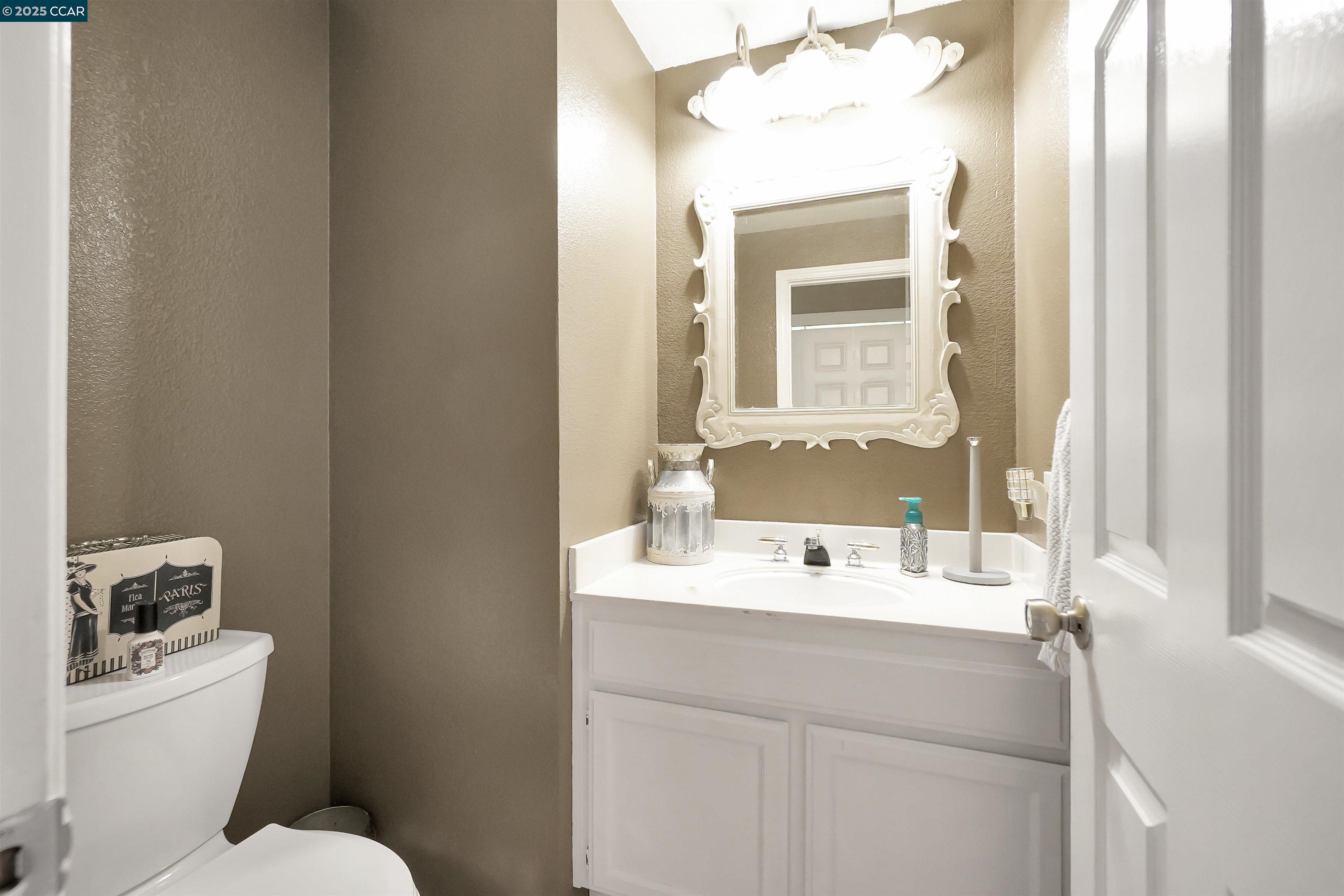 266 Scotts Valley Hercules, CA 94547 - Photo 19 of 42