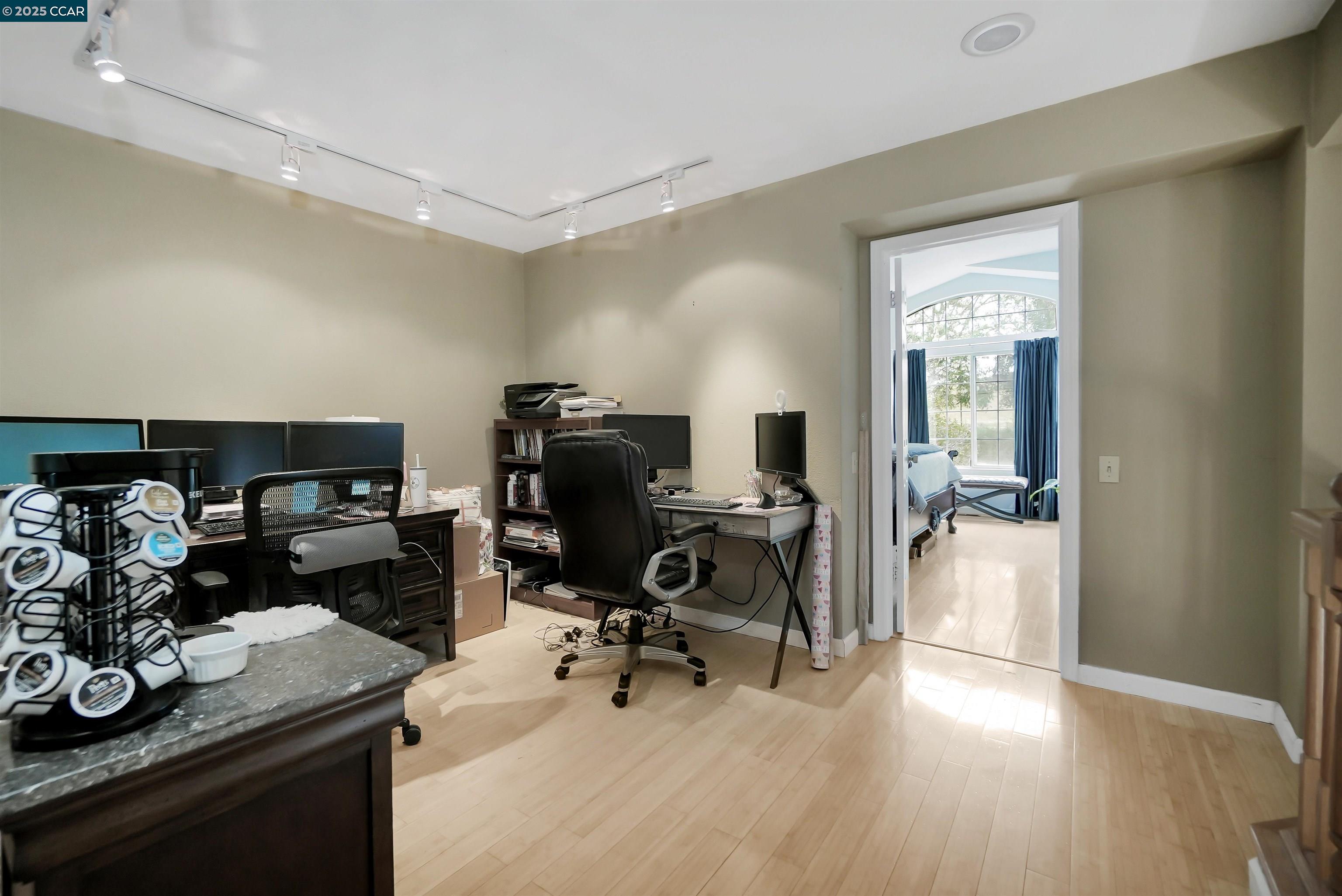 266 Scotts Valley Hercules, CA 94547 - Photo 23 of 42