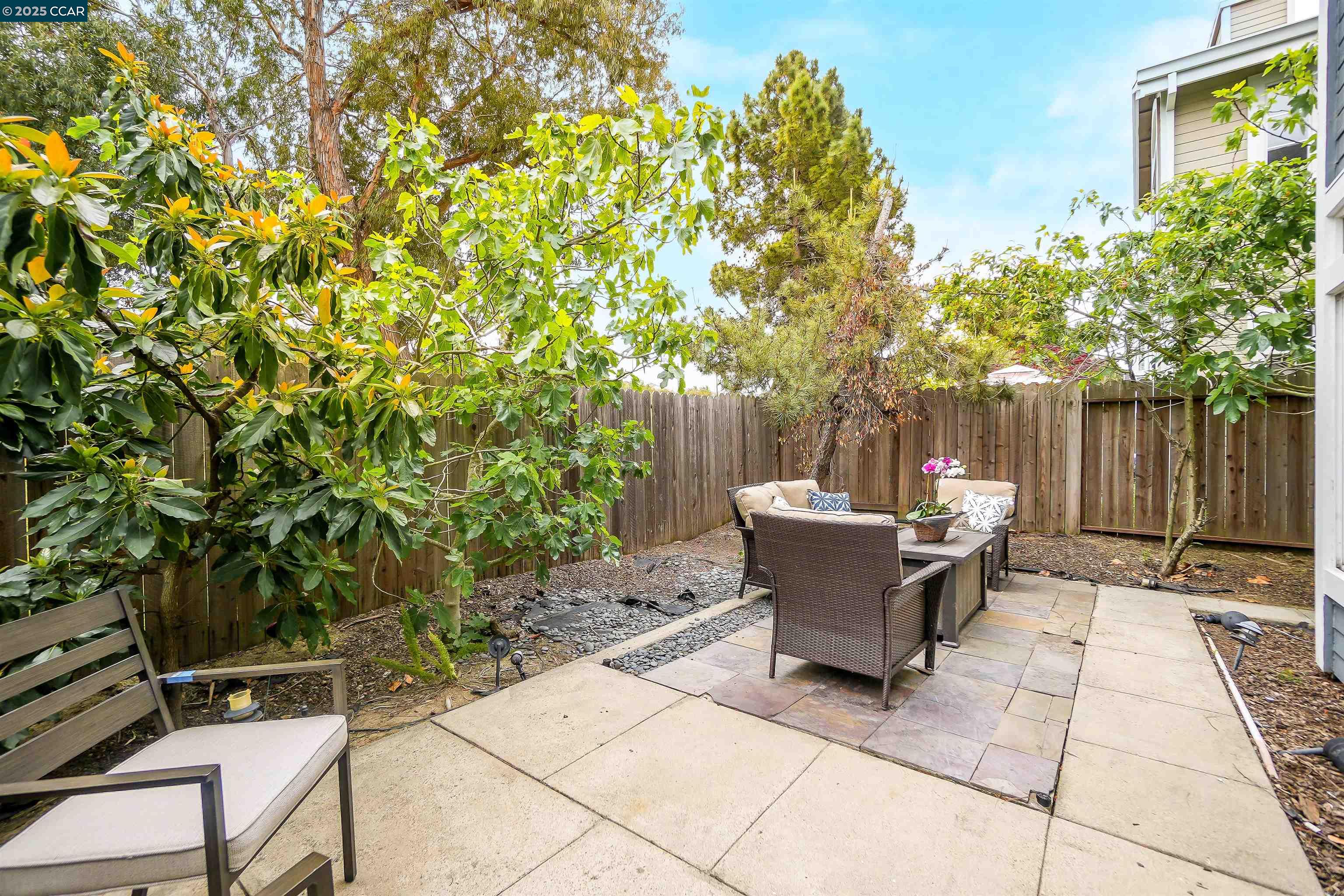 266 Scotts Valley Hercules, CA 94547 - Photo 35 of 42