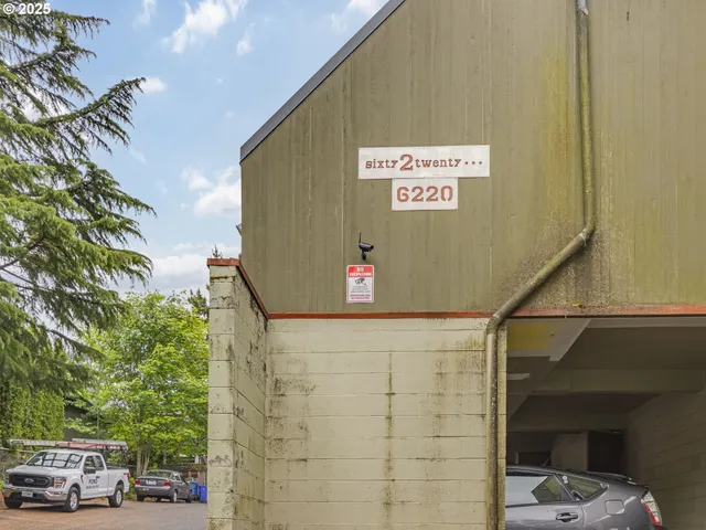 a sign that is on the wall of a building