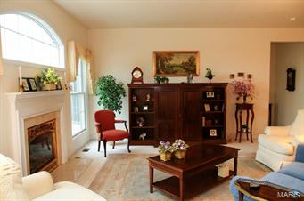 10131 Tanbridge Road St. Louis, MO 63128 - Photo 11 of 25 Gallery Image 11