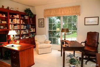 10131 Tanbridge Road St. Louis, MO 63128 - Photo 8 of 25 Gallery Image 8