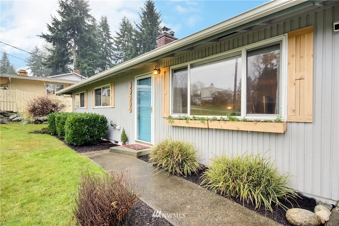 16320 Southeast 132nd Street Renton, WA 98059 - Photo 3 of 33