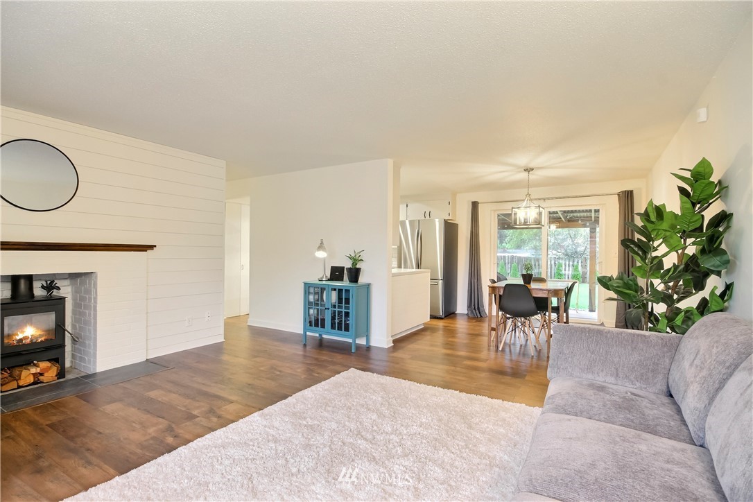 16320 Southeast 132nd Street Renton, WA 98059 - Photo 7 of 33