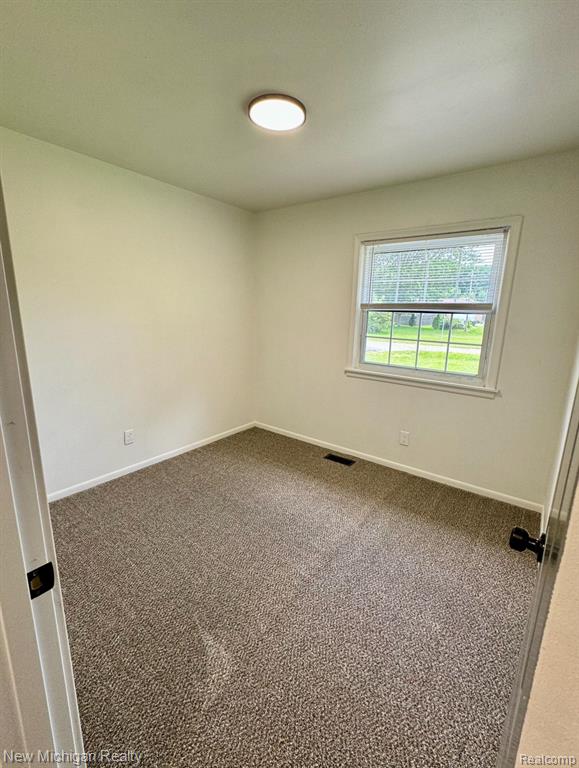 6256 Chicago Road Flushing, MI 48433 - Photo 14 of 26