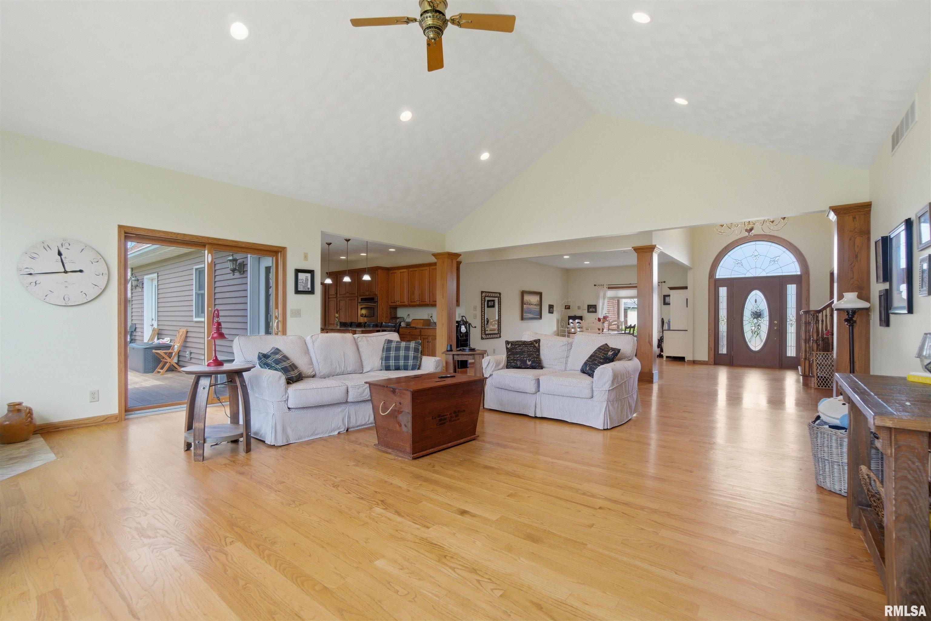 1714 Oak Ridge Washington, IL 61571 - Photo 15 of 81 Gallery Image 15
