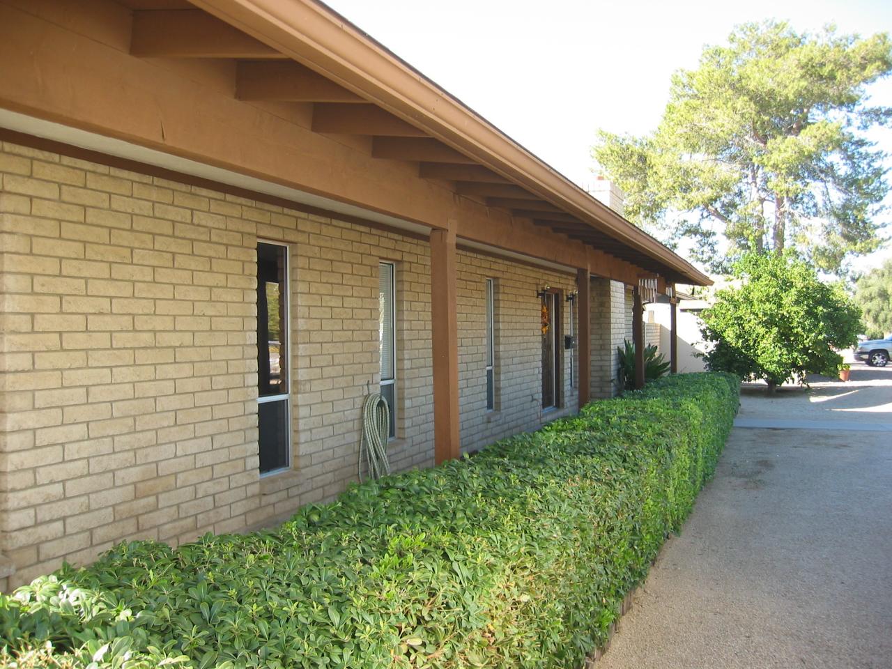 3101 West Cactus Road Phoenix, AZ 85029 - Photo 7 of 26 Front porch